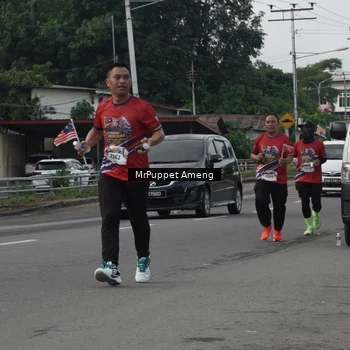 Runner Photo 6011023