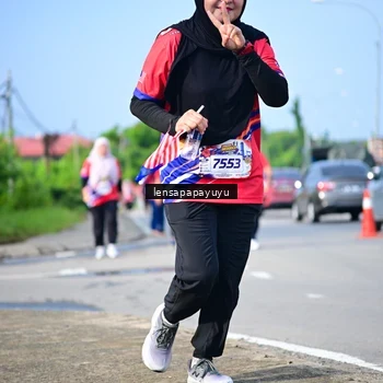 Runner Photo 6011024