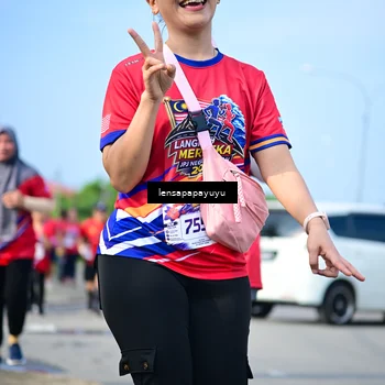 Runner Photo 6011073
