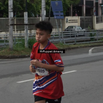 Runner Photo 6011118