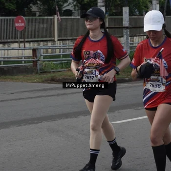 Runner Photo 6011159