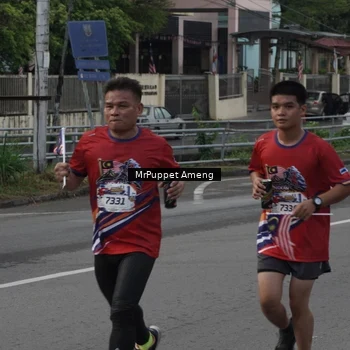 Runner Photo 6011170