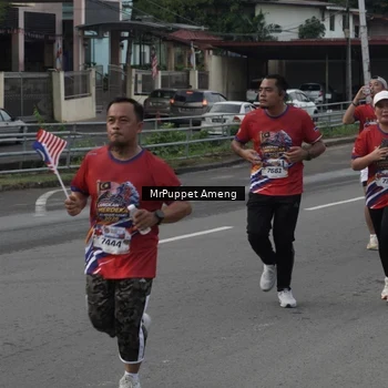 Runner Photo 6011176
