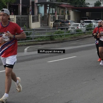 Runner Photo 6011199