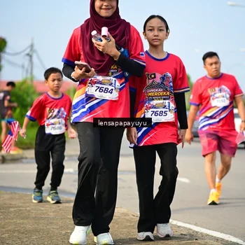 Runner Photo 6011221