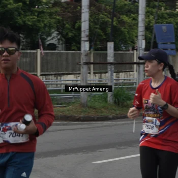 Runner Photo 6011230