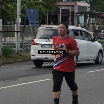 Runner Photo 6011236