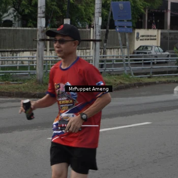 Runner Photo 6011245