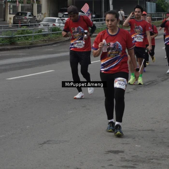 Runner Photo 6011246
