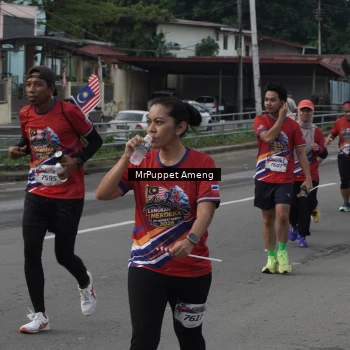 Runner Photo 6011248