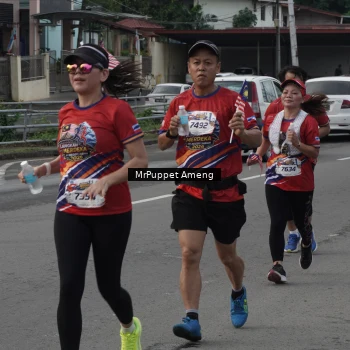 Runner Photo 6011263