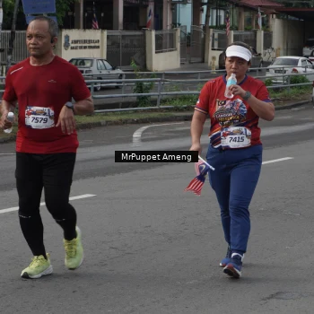 Runner Photo 6011310
