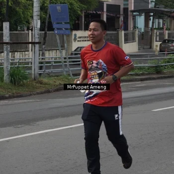 Runner Photo 6011331