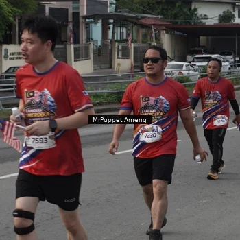 Runner Photo 6011347