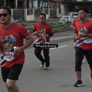 Runner Photo 6011353
