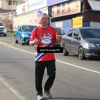 Runner Photo 6011355