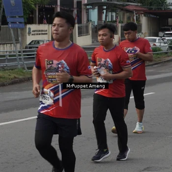 Runner Photo 6011358