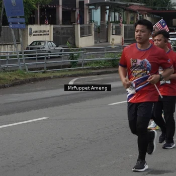 Runner Photo 6011362