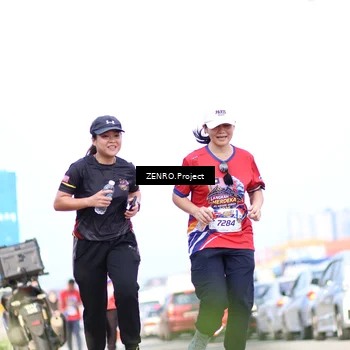 Runner Photo 6011375