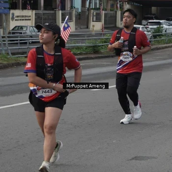 Runner Photo 6011384