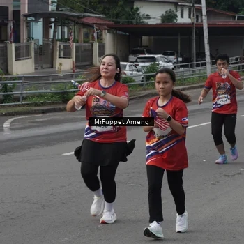 Runner Photo 6011390
