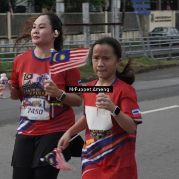 Runner Photo 6011397