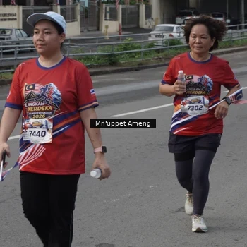 Runner Photo 6011401