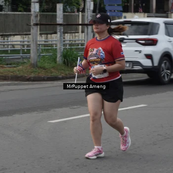 Runner Photo 6011405