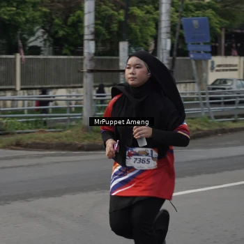 Runner Photo 6011415