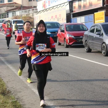 Runner Photo 6011442