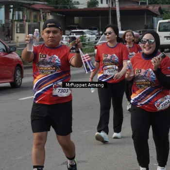 Runner Photo 6011449