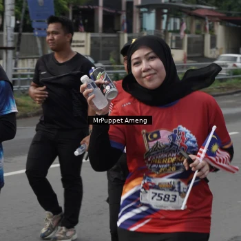 Runner Photo 6011456