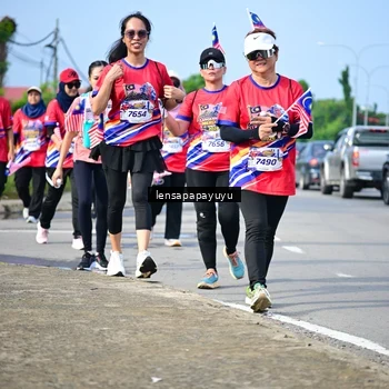Runner Photo 6011476