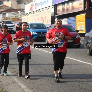 Runner Photo 6011477