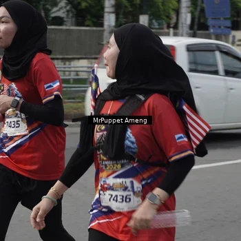 Runner Photo 6011495