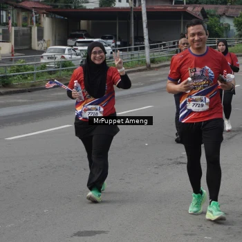 Runner Photo 6011524