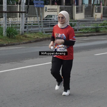 Runner Photo 6011542