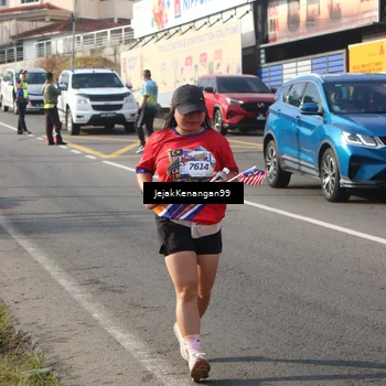 Runner Photo 6011543