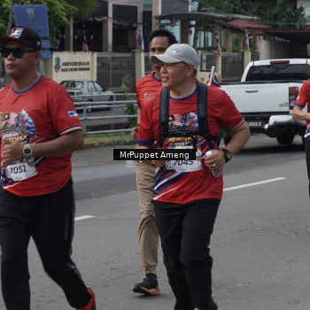 Runner Photo 6011545