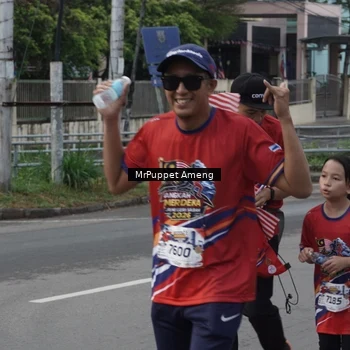 Runner Photo 6011557