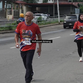 Runner Photo 6011566