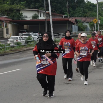 Runner Photo 6011574