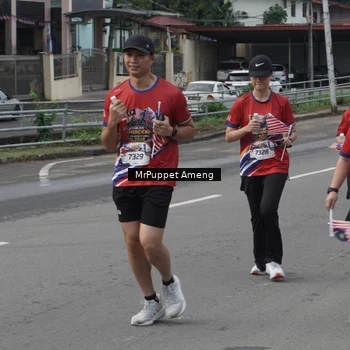 Runner Photo 6011611