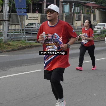 Runner Photo 6011624