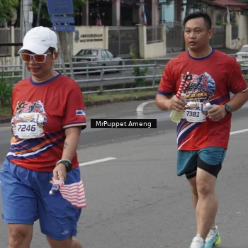 Runner Photo 6011631