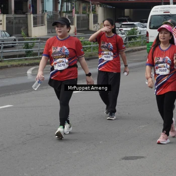Runner Photo 6011660