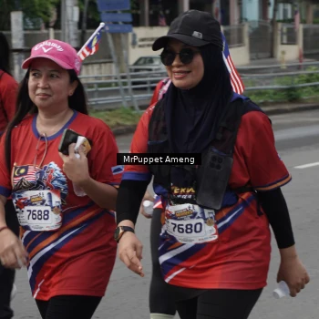 Runner Photo 6011675