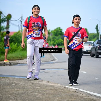 Runner Photo 6011676