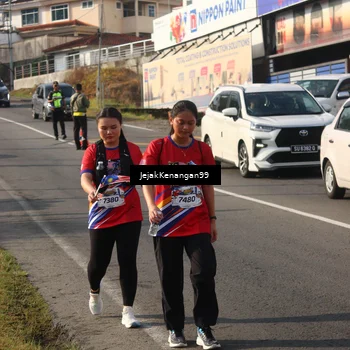 Runner Photo 6011678