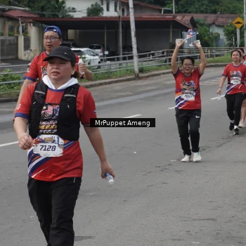 Runner Photo 6011681